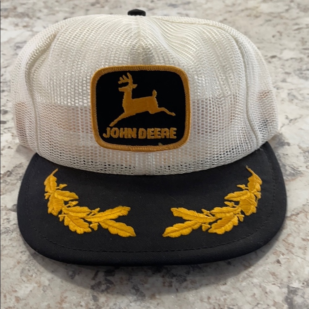 Vintage John Deere Snap Back Mesh Trucker Hat
